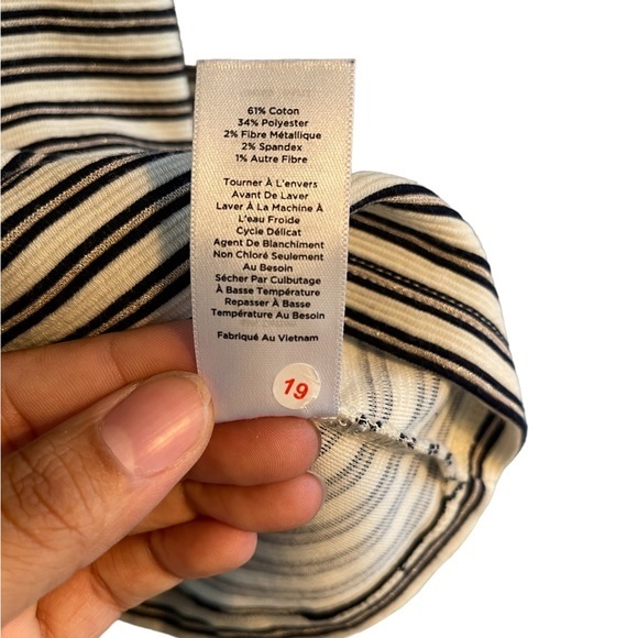 Talbots Women's Stripe Sweater Size Small P Black Cream Metallic Ruffle Sleeve‎ - Picture 5 of 6